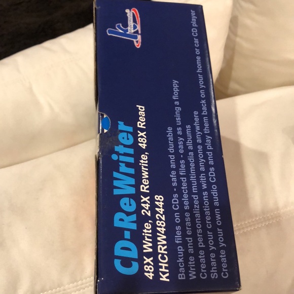 KHypermedia CD-Rewriter 48x Write, 24x Rewrite, 48x Read, KHCRW482448 - Picture 2 of 12